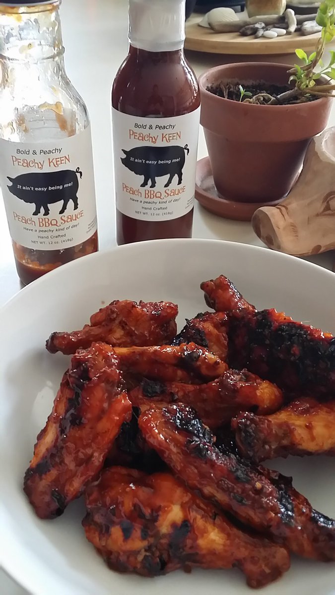 BbqBlueberry's tweet photo. A restaurant in Chicago is serving our Peachy Keen BBQ wings. How about your restaurant? https://t.co/e6O2HFzVef https://t.co/bvOjQ0Dn3o