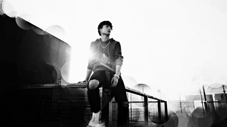 ALXNGG's tweet photo. ㅤ

　　花び ら の 様に
ㅤ
　　　　　　散り ゆ  く 中で
ㅤ
　夢 みた イ に
ㅤ
　　　　　キミ に 出逢 え た

　　　〝　　キ セ キ　　〟

#RTしたnrさんbotさんフォローする https://t.co/P3Zw9S8IZL