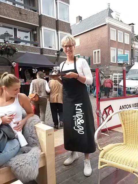 Leuk he? #schorten van <a href="/maxbedrijfsmode/">Max Bedrijfsmode</a> #Bolsward. Natuurlijk sponsoren wij #heelfryslanbakt ook met #schorten.