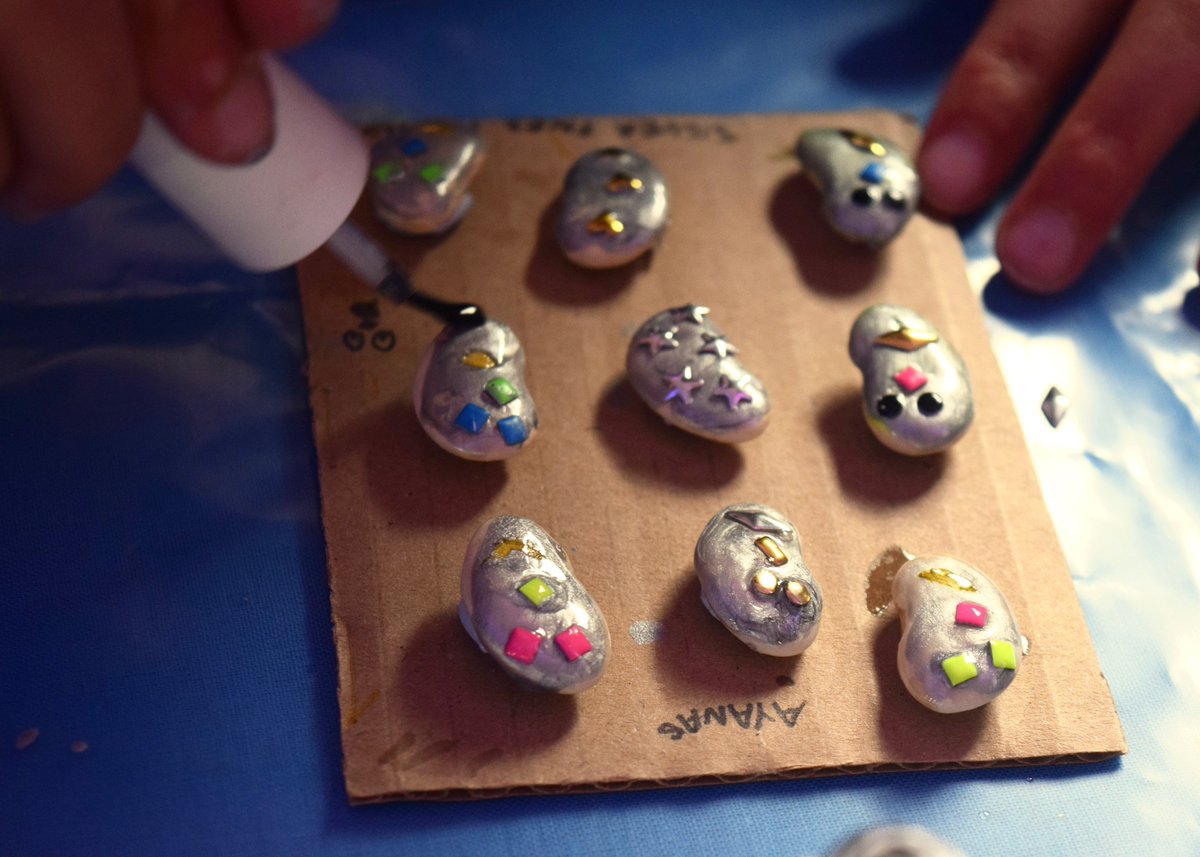 Rootbeans's tweet photo. Great family participation in #Rootbeans bean painting workshop with @Biopsier at @SomersetHouse for @nowplaythese https://t.co/zojMyZJHpj