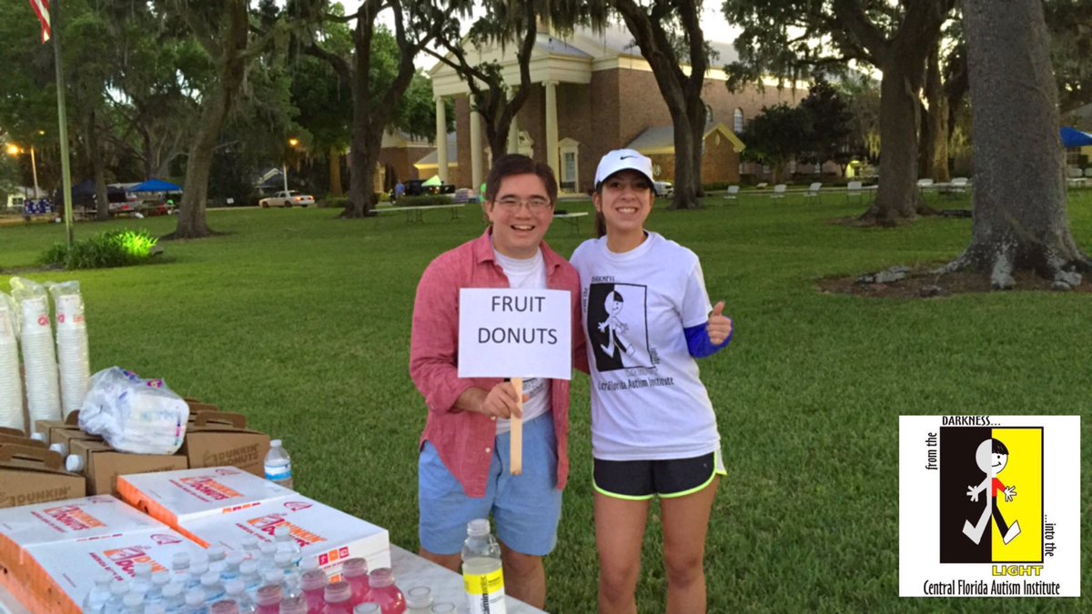 hsa_nhs's tweet photo. NHS: VP Bique and Alex commanding the donut table at the 2016 Autism Awareness run! #HSAGivesBack https://t.co/l1gfI7PzEK