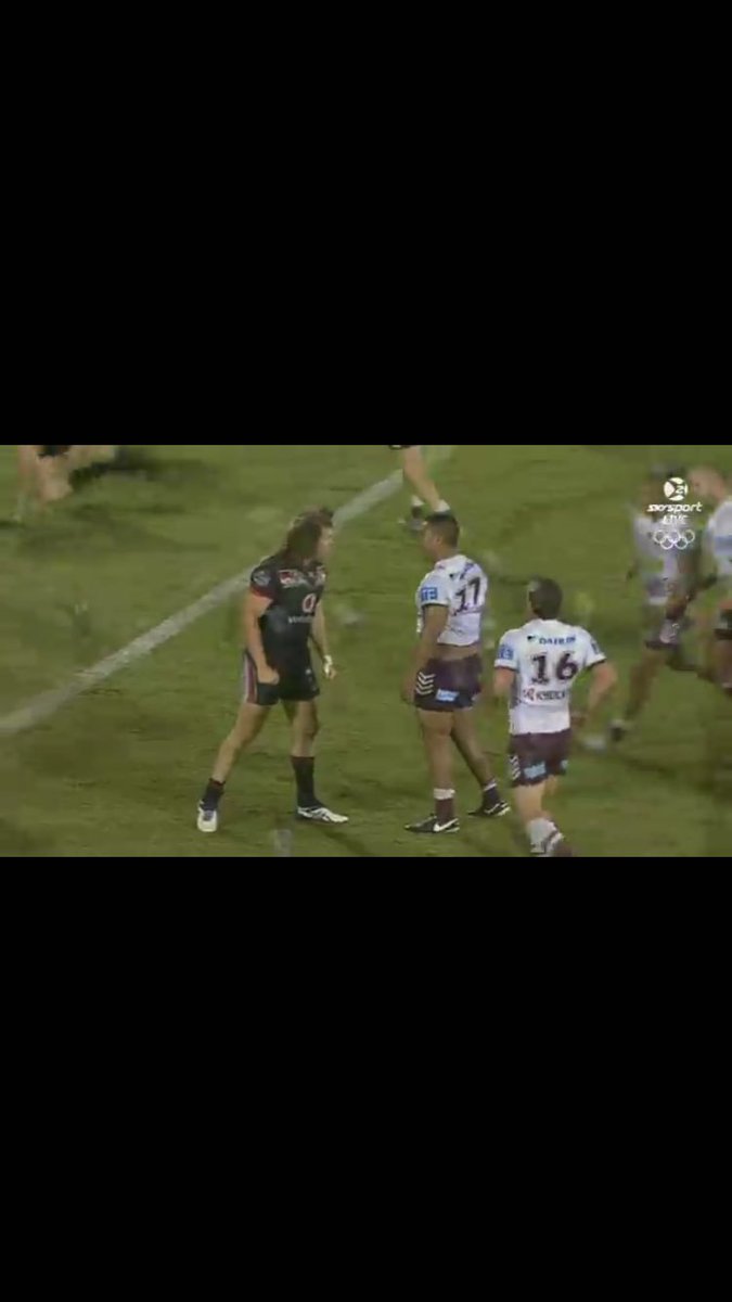 trainwithkeepa's tweet photo. Your reffing turned this game ugly @nrl warriors, appauling refs https://t.co/zFGHq3twXD