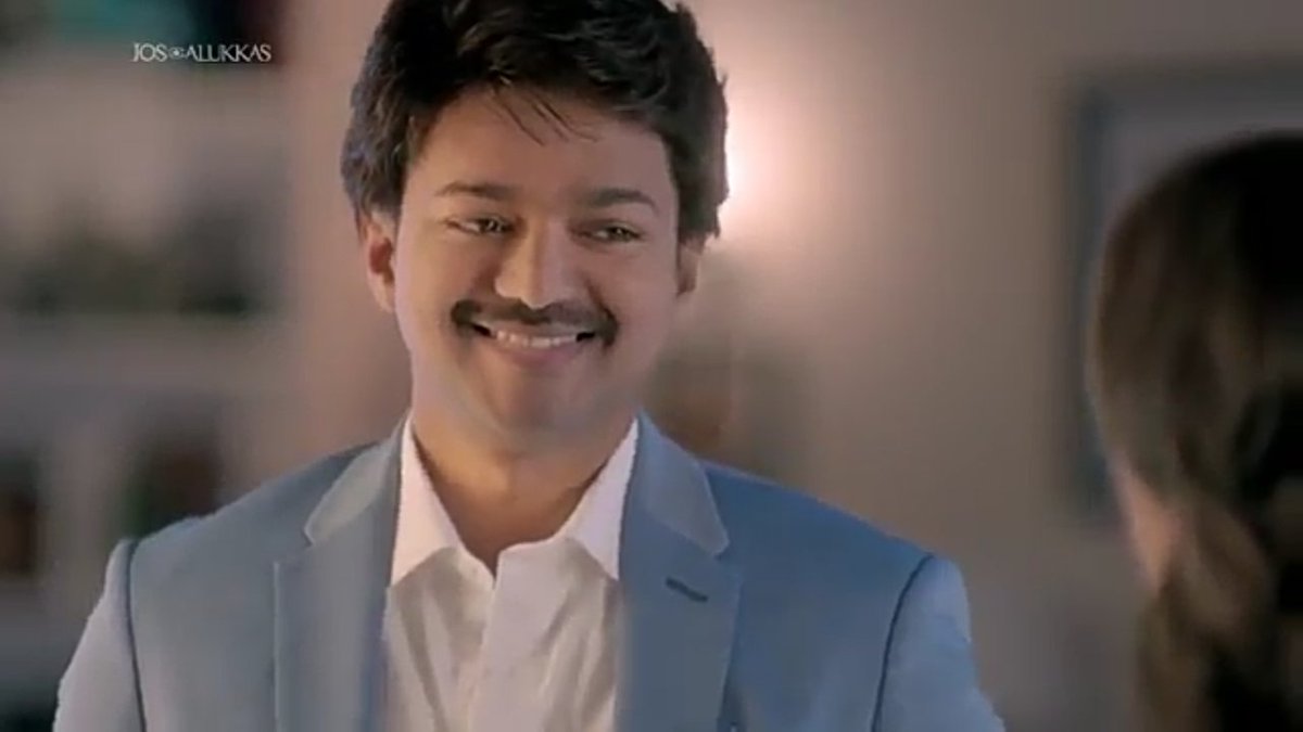 VijayPradhi's tweet photo. #Thalaivaaaaaaaaaaaa 
Sema #cuteeeee 
#JosAlukkas New Ad.!
#Azlagu https://t.co/RORCGijCVj