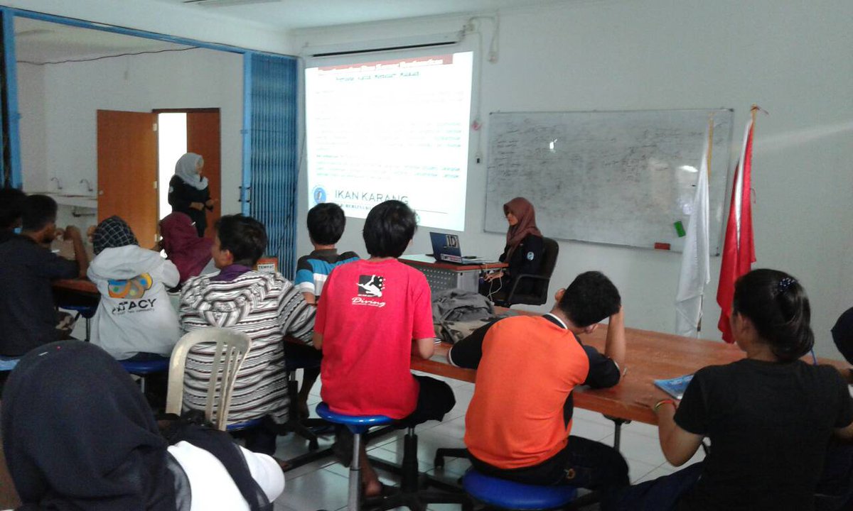 Pembekalan materi V : Ikan karang by <a href="/ina_herlin/">Herlina</a> dan <a href="/ifhquanita/">Iffah Quanita</a>  🐟🐠🐡