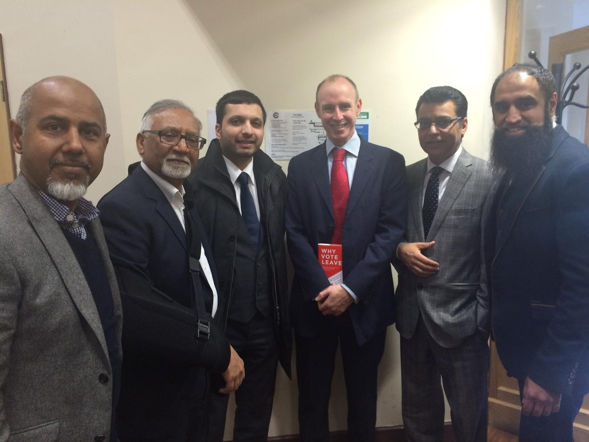 DanielJHannan's tweet photo. Nice to see several of our @Muslims4Britain committee members at out Bradford meeting. @vote_leave https://t.co/1cLzDv3jFz