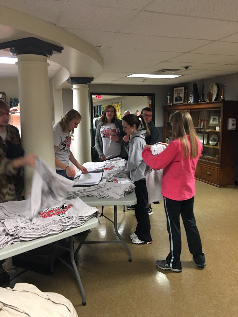 IstaVice's tweet image. It may be cold, but @ISEAmembers and @ISTAmembers are ready for #O2T2016