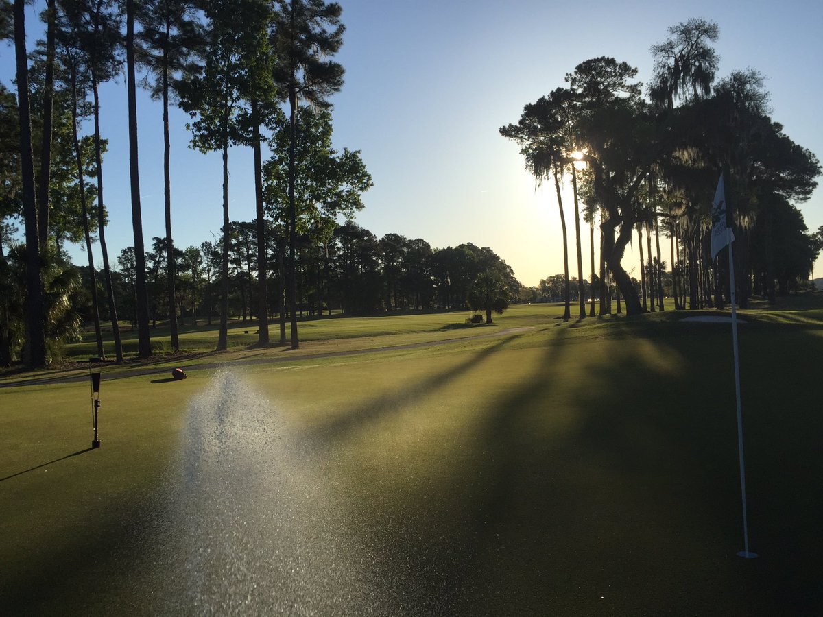 BillyBagwell's tweet photo. Little chilly. But still a beautiful morning. #moisturecheck @spectrumtech https://t.co/ZT0wsS8x1o