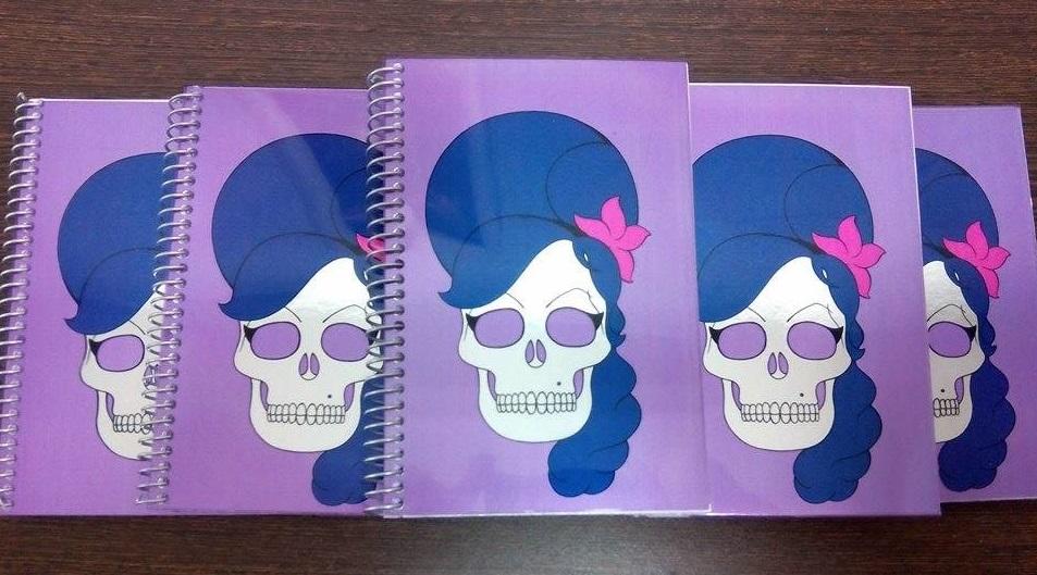 ZocodeChueca's tweet photo. Las #SkullCelebrities de @meloncete2013 ilustran camisetas, libretas, chapas y mochilas!! #ZocoChueca #Gravina1 https://t.co/HEeU8TkuRk