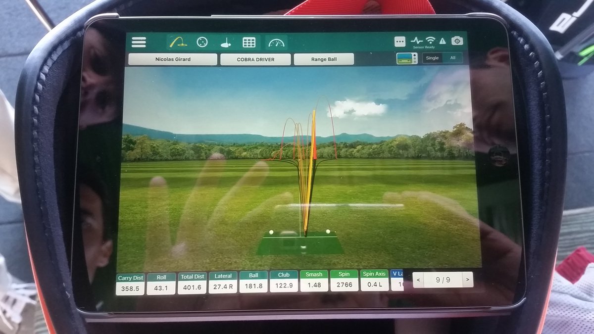 Esto es partir la bola con un Drive <a href="/cobragolf/">COBRA Golf</a>!!!! <a href="/borjasuarez8/">Borja Suárez</a>  <a href="/M_Colomo/">Miguel Colomo</a> eres una máquina... en @feriamadridgolf