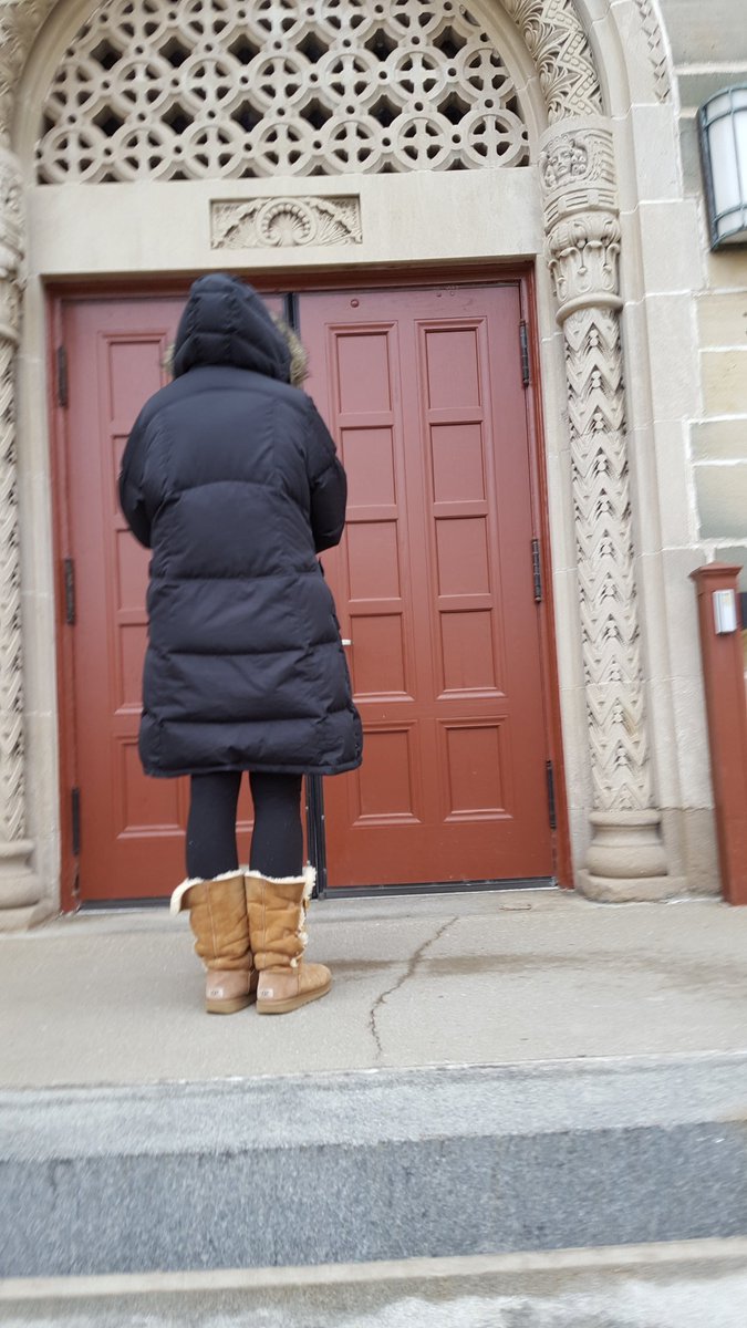 CanisiusRHA's tweet photo. People are already waiting for Mr. Canisius! Do you have your tickets yet? https://t.co/9I0MAIIp67