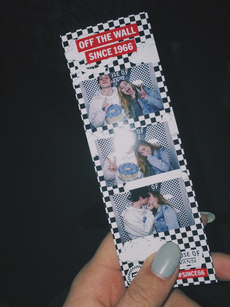 sofia_viscardi's tweet photo. "se qualcuno ti resta accanto nei momenti peggiori allora merita di essere con te nei momenti migliori" https://t.co/OLFxkURAJD