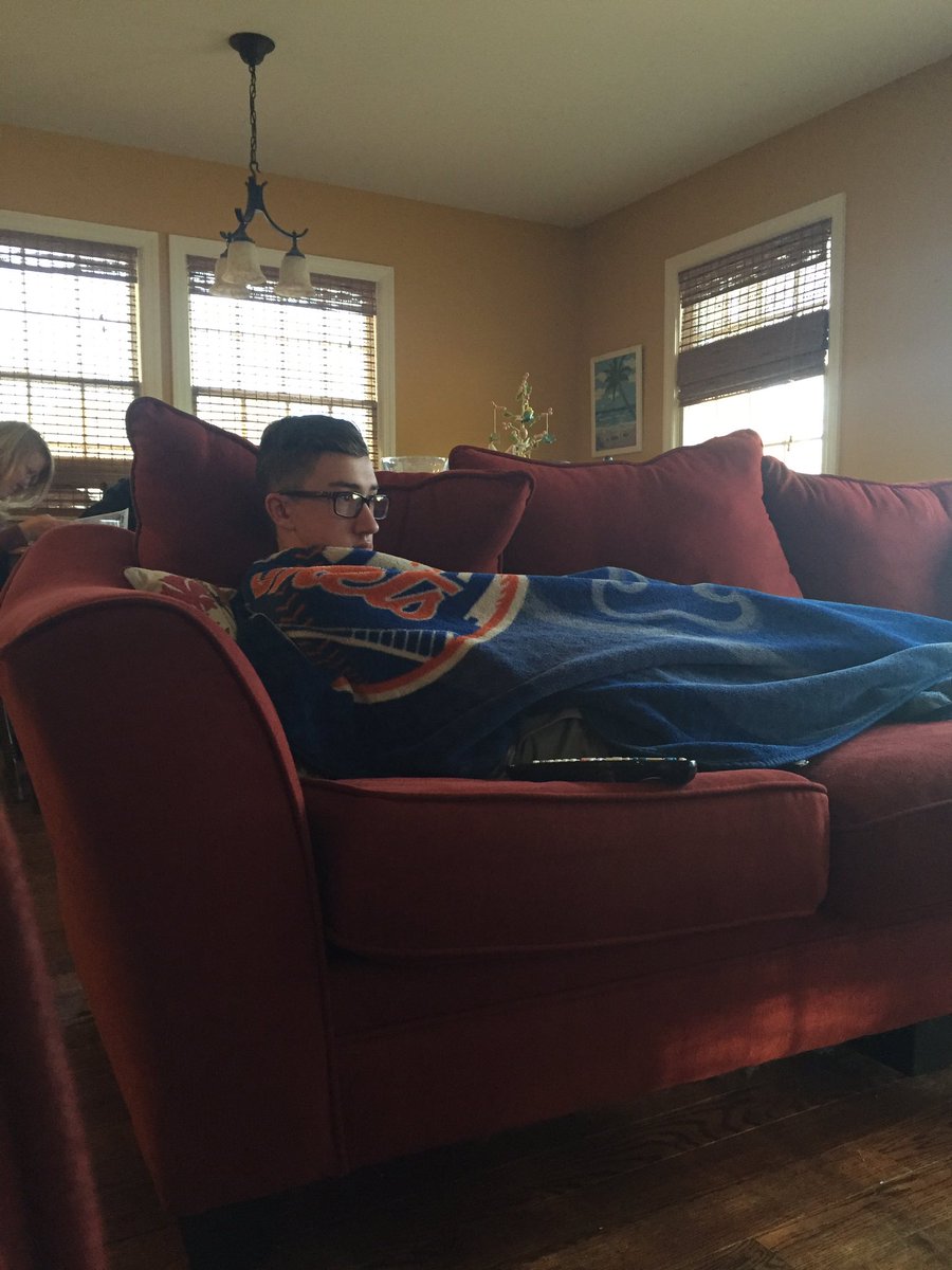 WL3Updates's tweet photo. Spotted #chillin #LGM https://t.co/uJZHqzIkh2