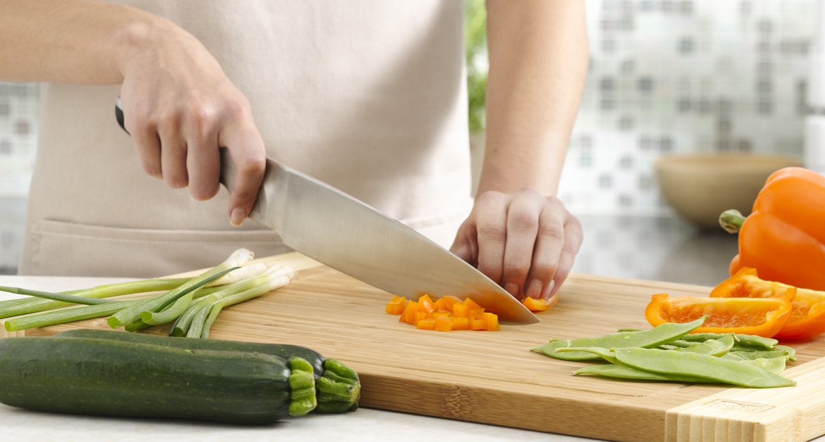 #FoodPrepTip: When cutting fresh vegetables, save the end pieces in a storage bag and freeze for stock! #nbthrive