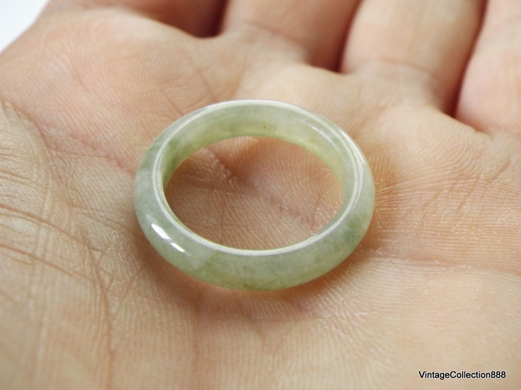 VCollection888's tweet photo. Natural Jadeite Jade Ring (Grade A ) Green Untreated US 6.75 KL67521 https://t.co/YEuEHtt00n #EtsySocial #Size54 https://t.co/Hy0ygk8Cg8