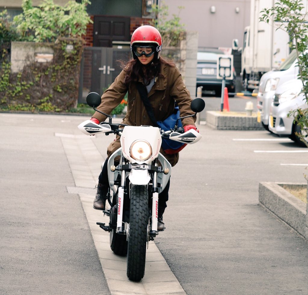 藤原さくら Mammothsakura そう バイクも乗ってます 藤原さくら Mammothsakura そう バイクも乗ってます