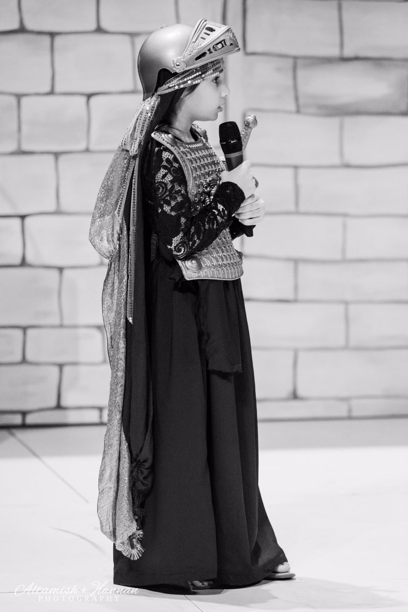 alaqsamn's tweet photo. Umran &amp; Tasneem singing #ما_هذا  #PalDay2016 Al Aqsa Dabka 📸 by @hjwazwaz https://t.co/K2TeogUeg6
