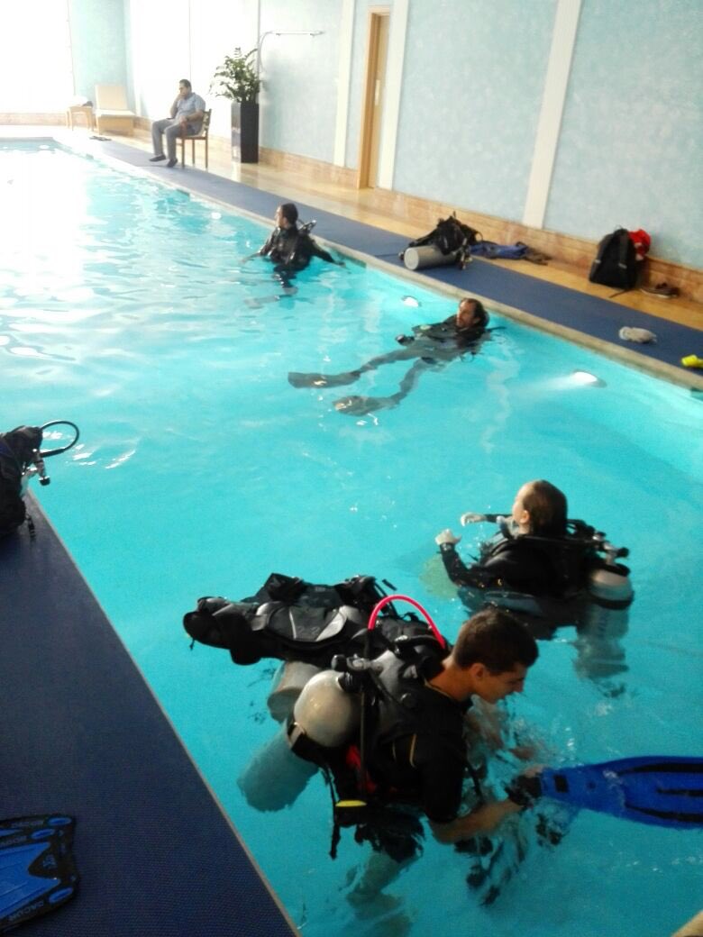 JordanDiveShow's tweet photo. #JordanDiveShow visitors had the chance today to live the diving experience..
#Scubadiving #Jo https://t.co/uRxGZetAiy