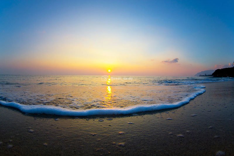 ausoncanvas's tweet photo. WHITE RIBBON PHOTOGRAPHIC PRINT ON CANVAS BY SEAN DAVEY

https://t.co/xiEcIfb0Pt

#white #ribbon #foam #sunset #sk… https://t.co/ypr1pWY0A3