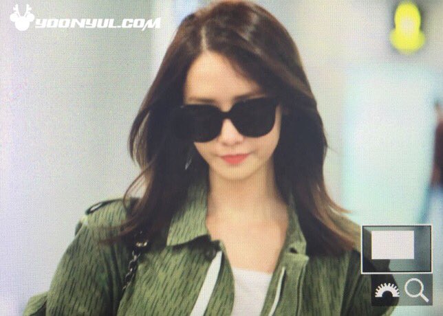 [PIC][10-04-2016]YoonA trở về Hàn Quốc vào rạng sáng nay CfmrCqAUEAAPHRg