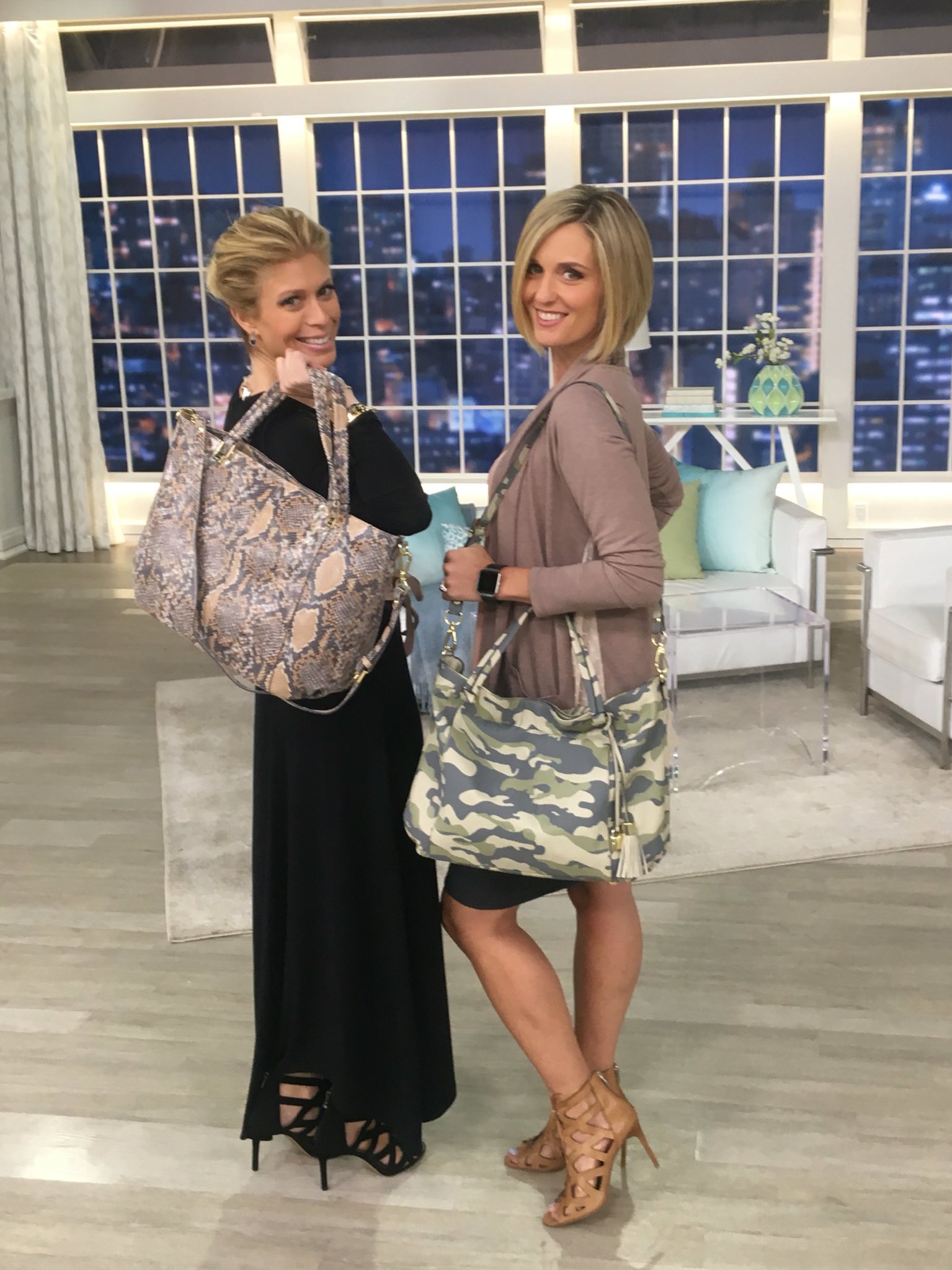 Kerstin Lindquist on X: "I just can't stand it!! Need this bag! And shoes  and top! It's on 10am sharp on @QVC @JillMartin @LGoldstein_LTD  https://t.co/TQATeUwaYb" / X