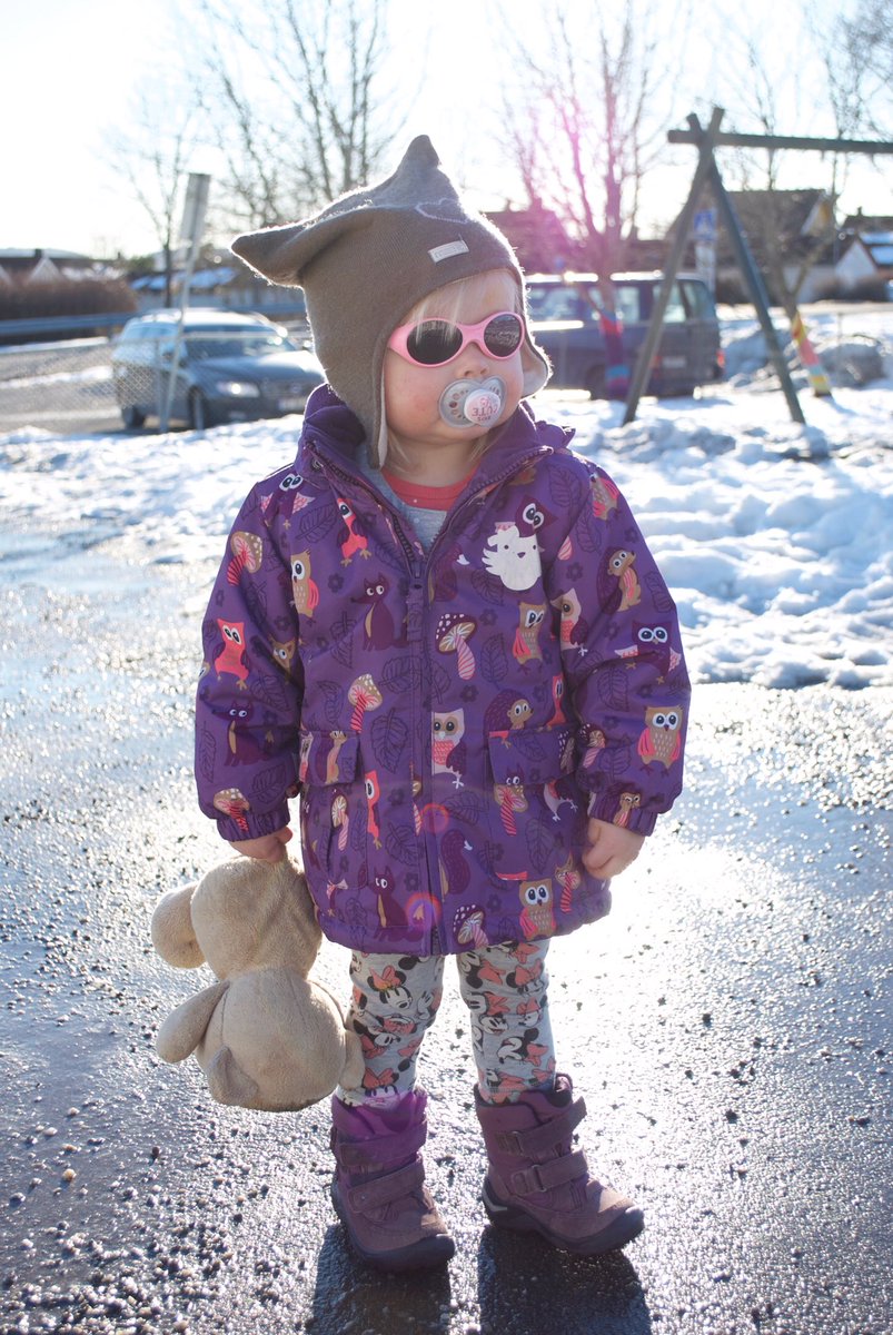 InsulaVentus's tweet photo. Coolest kid in kindergarten https://t.co/FE5OBmhYma