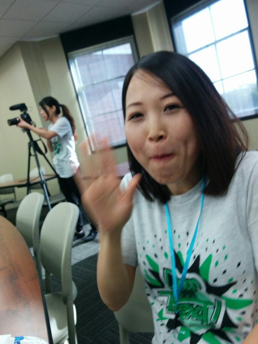 plus_challenge's tweet image. Live from the intro session - we are off and rolling! What&apos;s your name? #pluschallenge #designthinking