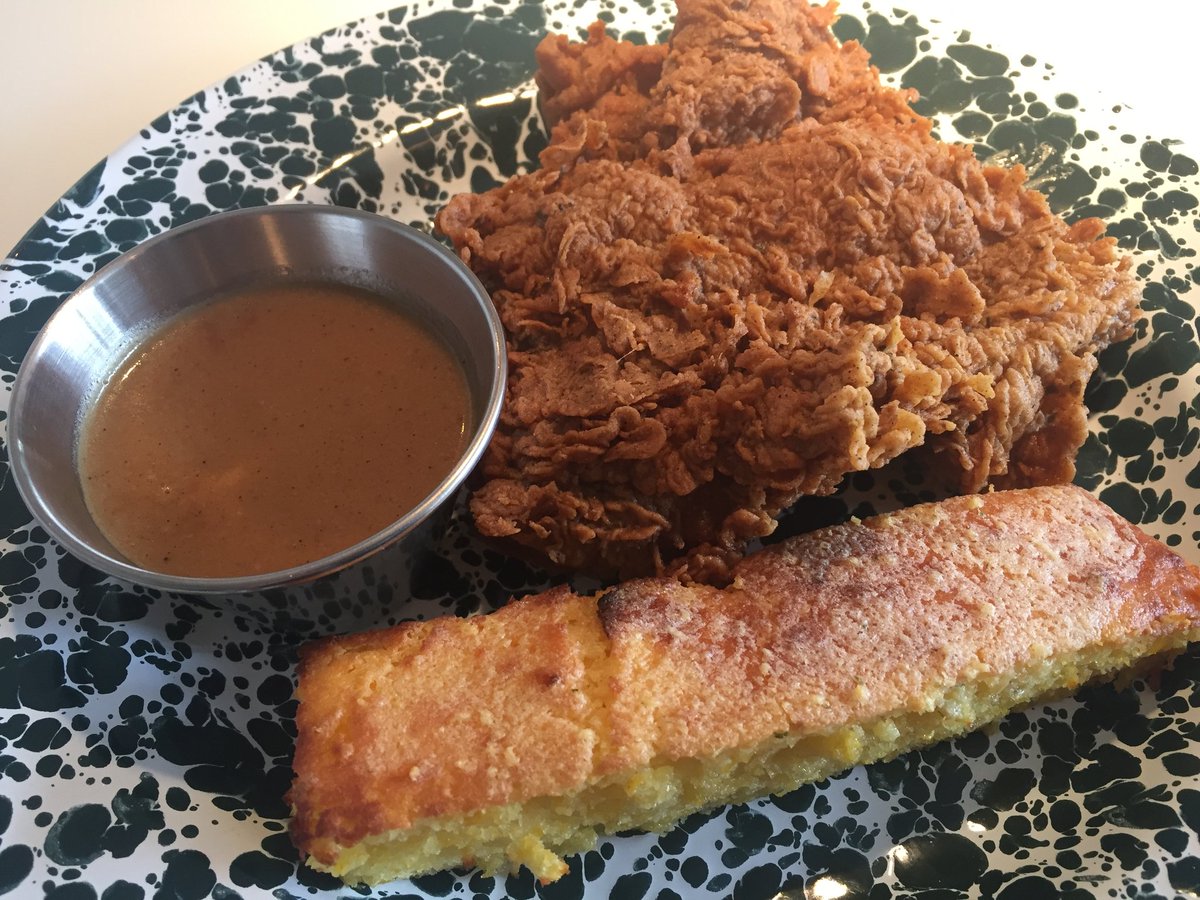 MichelinGuideUK's tweet photo. Buttermilk chicken &amp; gravy at 'Roost' monthly pop-up that takes over @brassica_food https://t.co/qu0f2PTfGG