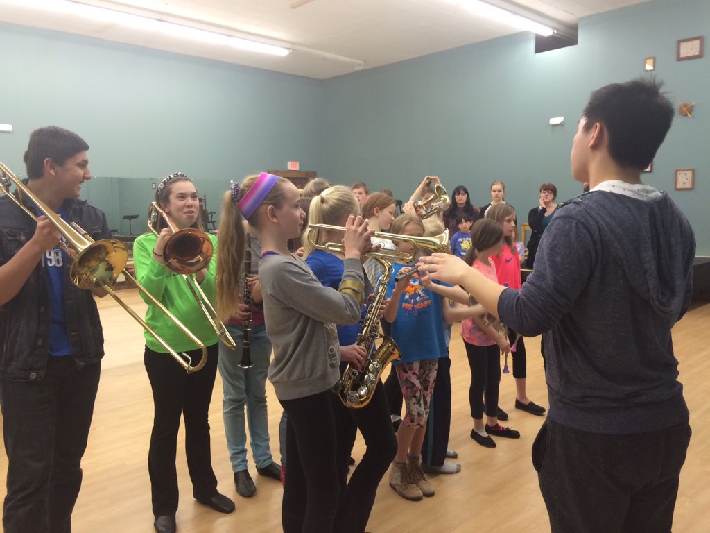 THTdrama's tweet image. Well...where's the band? #LessThanTwoWeeks #MusicManJr