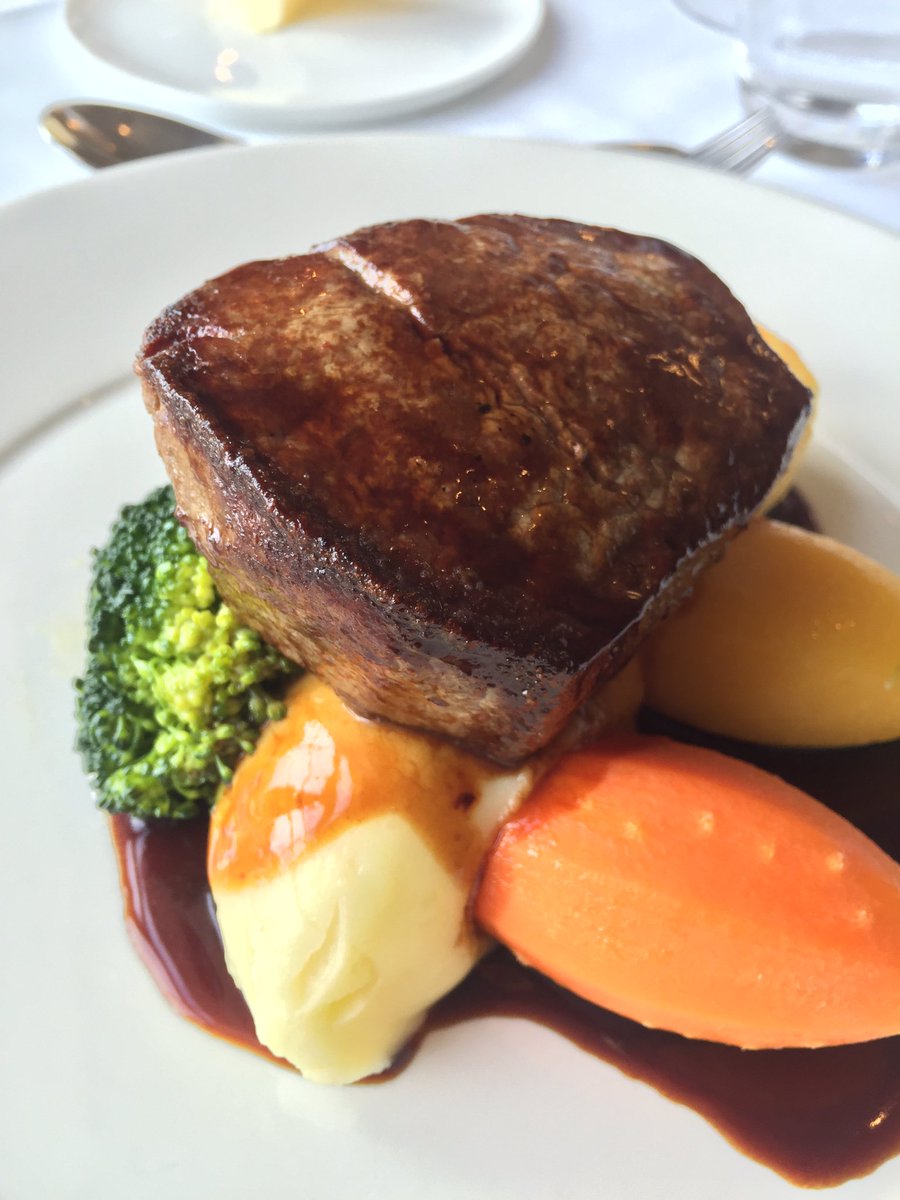 Fabulous menu tasting experience - roll on May 20! Great chatting and thanks <a href="/NoelMcMeel/">Noel McMeel</a> <a href="/Stevehol85/">Stephen Holland</a>