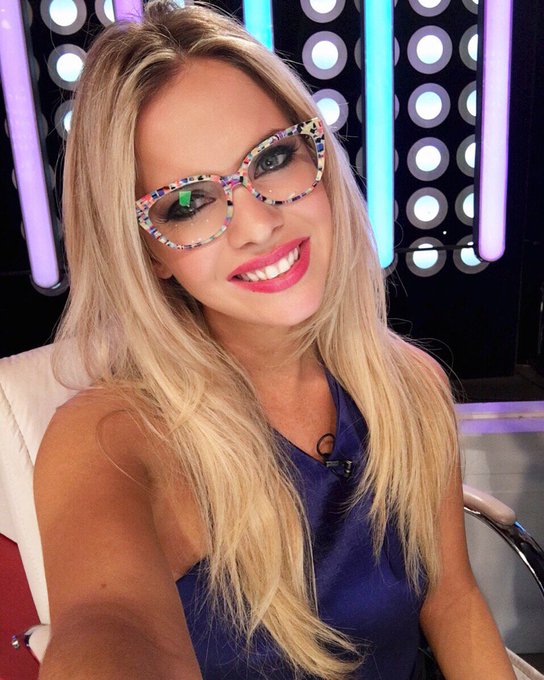 Anoche en @BenditaOk con ? @guru_gafas https://t.co/Bx55iyZ9gs