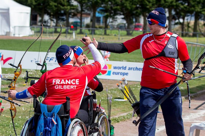 🎯 #Archery 🎯 La France 🇫🇷 vice-championne d'Europe (hommes - arcs classiques) #Euro2016 > goo.gl/7TF0pC