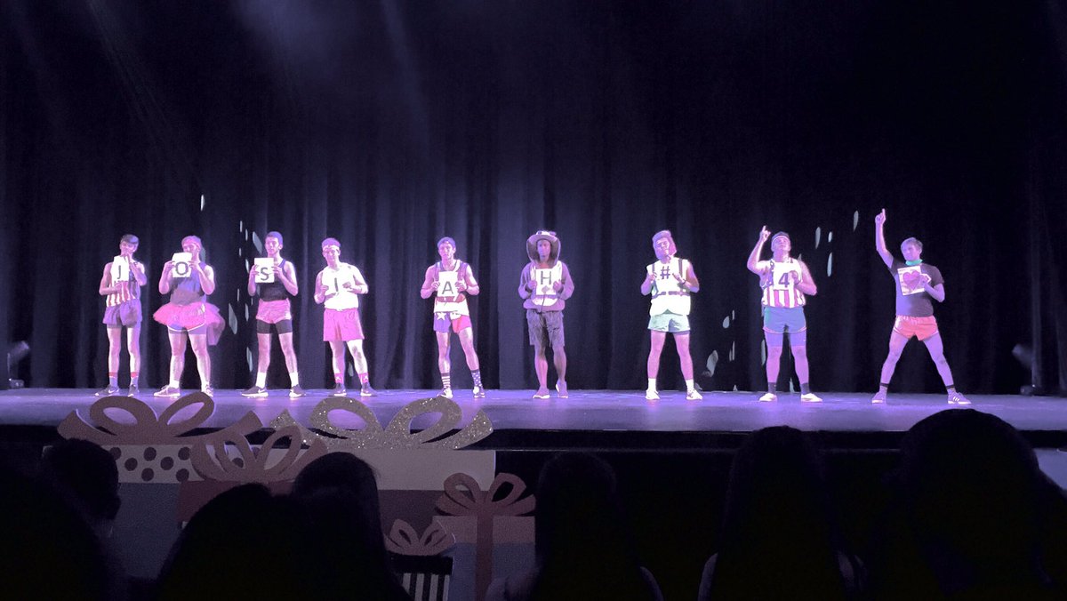 stucoshs18's tweet photo. Very touched by the end of the Plano West STUCO Boys Dance last night. https://t.co/DtUGQMYBAn