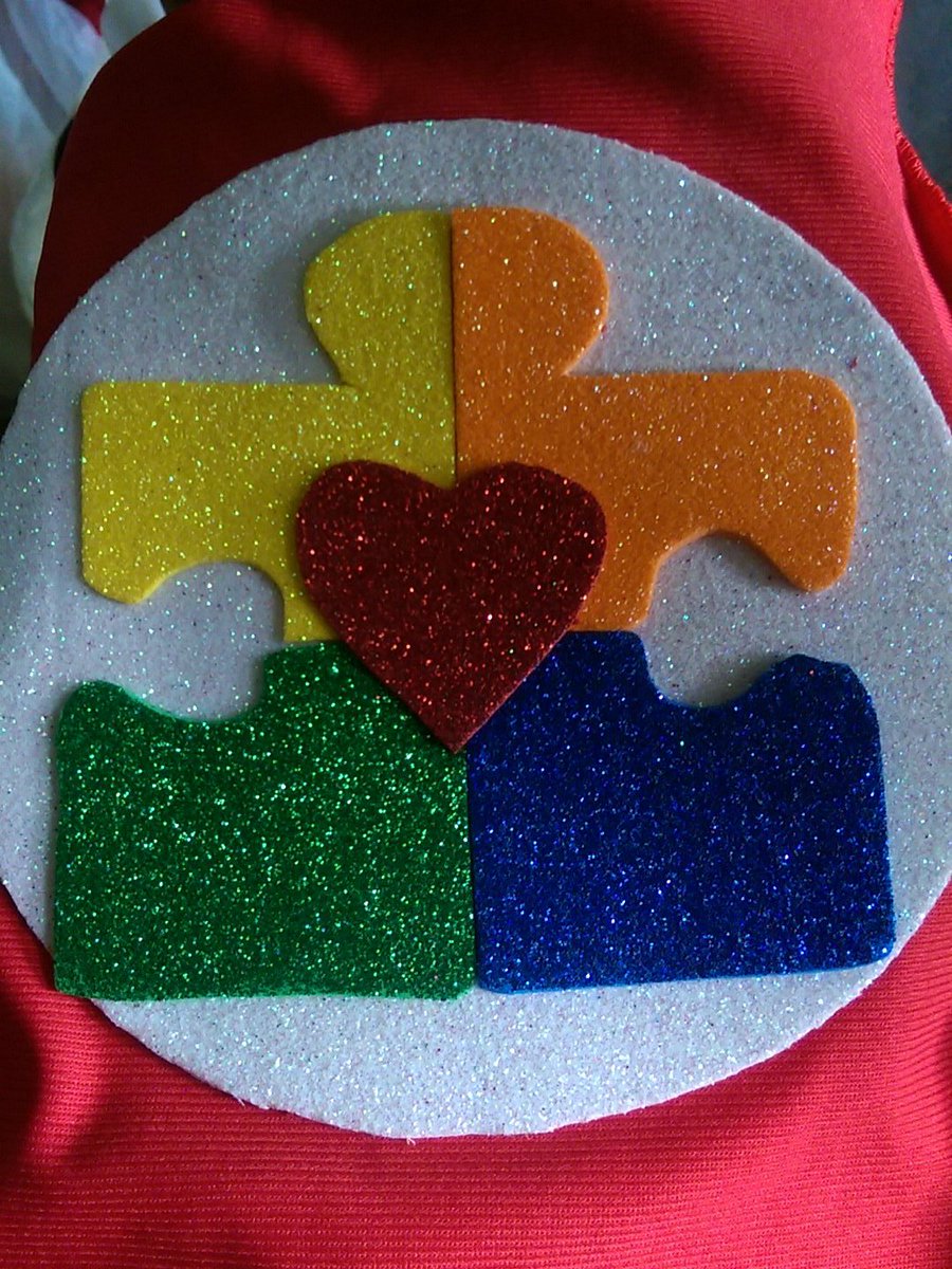 OhShipItWasntMe's tweet photo. #autism #superhero #school #celebrate #education #diy #cape #super #fun #kids https://t.co/T3ff34FfCI