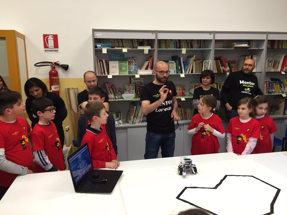 coderdojoosimo's tweet image. #Coderdojo continua...