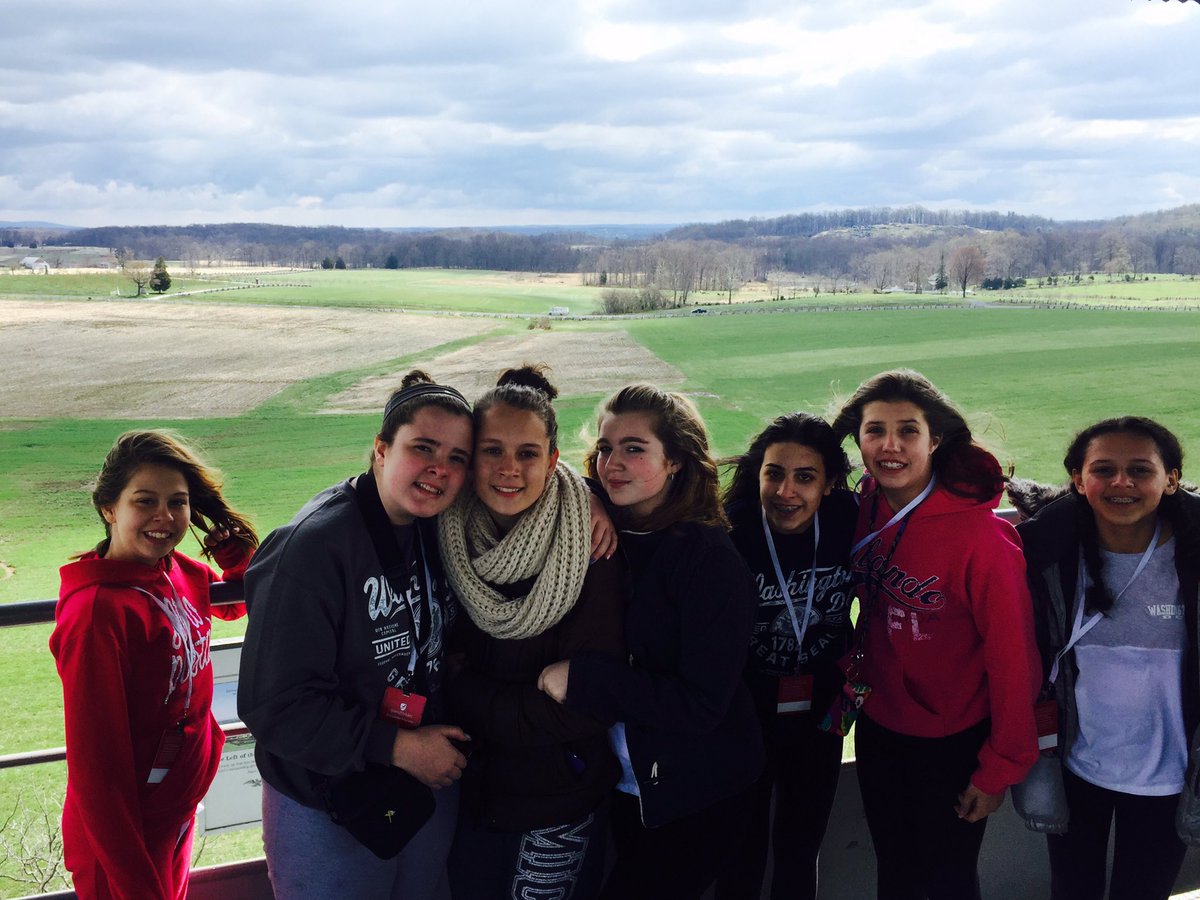 AngelaSnitgen's tweet photo. Gettysburg battlefield! #HartDC2016 https://t.co/6WFZJbY1gJ