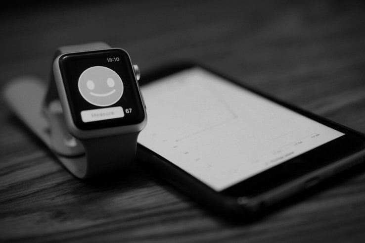 TechCrunch's tweet photo. With EmoWatch your Apple Watch knows if you are :) or :( https://t.co/ZEzPeu2d7c https://t.co/YhVKD7TaiC