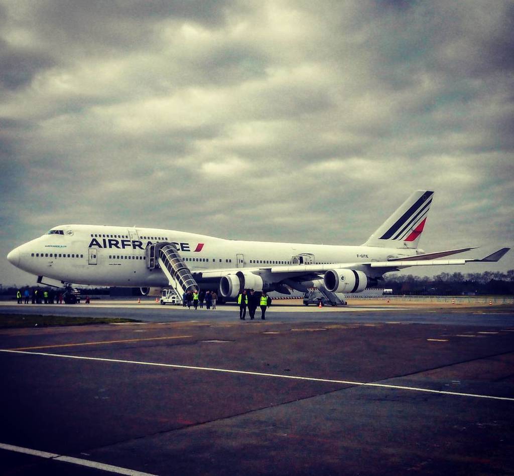 jacobvvz's tweet photo. By xav_aviation on Instagram: Boeing 747-400 Air France F-GITE
#boeing747lovers  #boeing74… https://t.co/1bBHkyEgnw https://t.co/HL5uQZ7QA9
