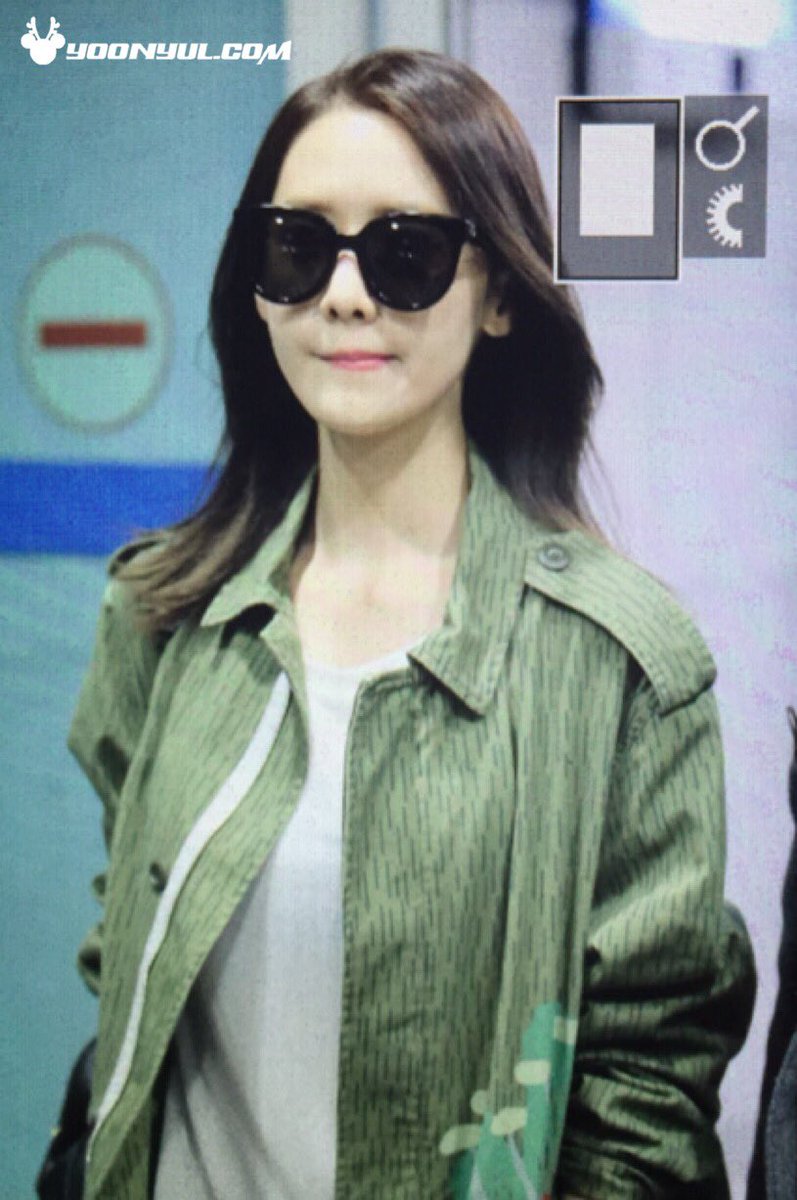 [PIC][10-04-2016]YoonA trở về Hàn Quốc vào rạng sáng nay CfnRI55UAAA74gc