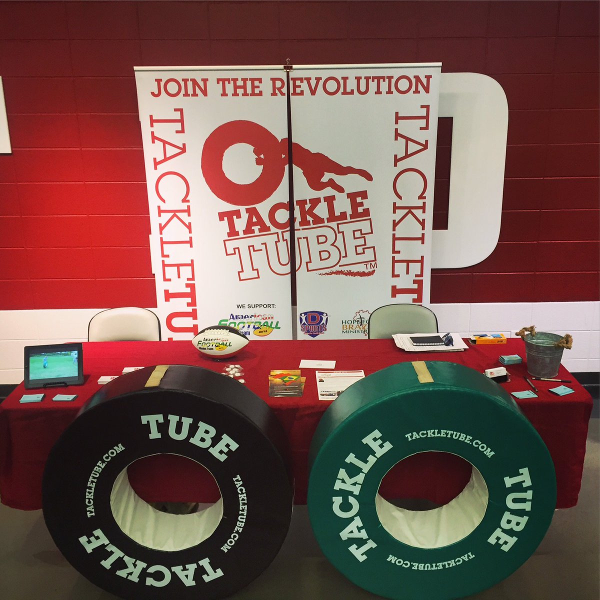 Last day here at the #clinicofchampions #universityofalabama  #collegefootball #coachesclinic  #tackling #nicksaban