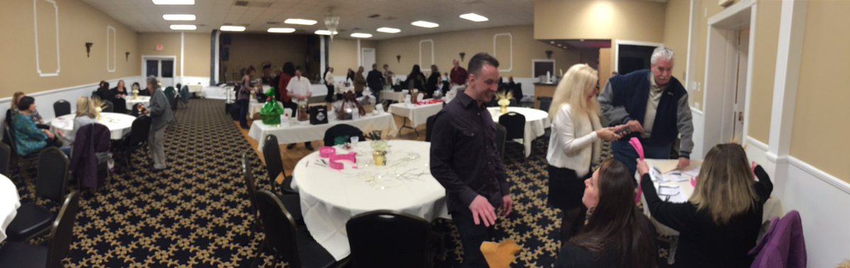 GWIM2's tweet photo. #Thanks so much 2everyone for coming out!This was a great event!  @ProfKZurlo @brasscitybuzz #winetasting 2016! https://t.co/EMrV0sBkqh