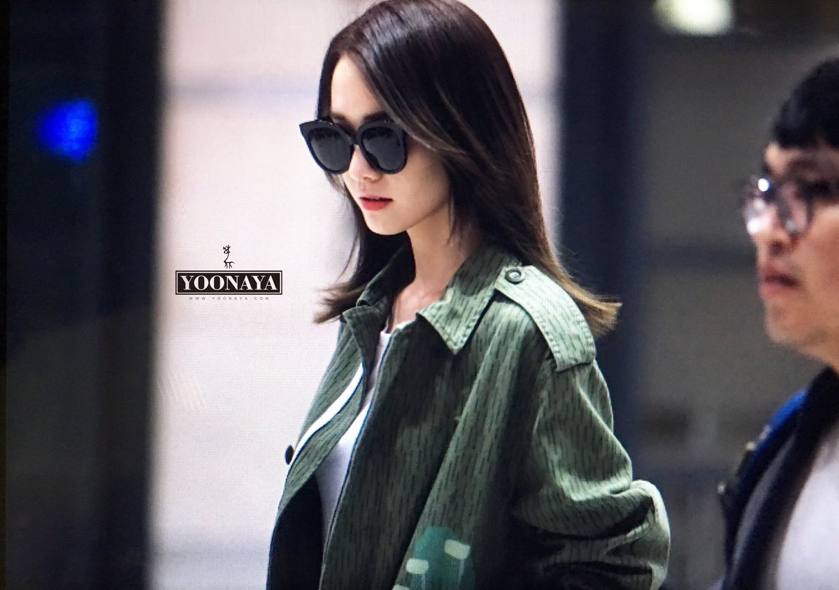 [PIC][10-04-2016]YoonA trở về Hàn Quốc vào rạng sáng nay CfnSzhdUYAAagkn