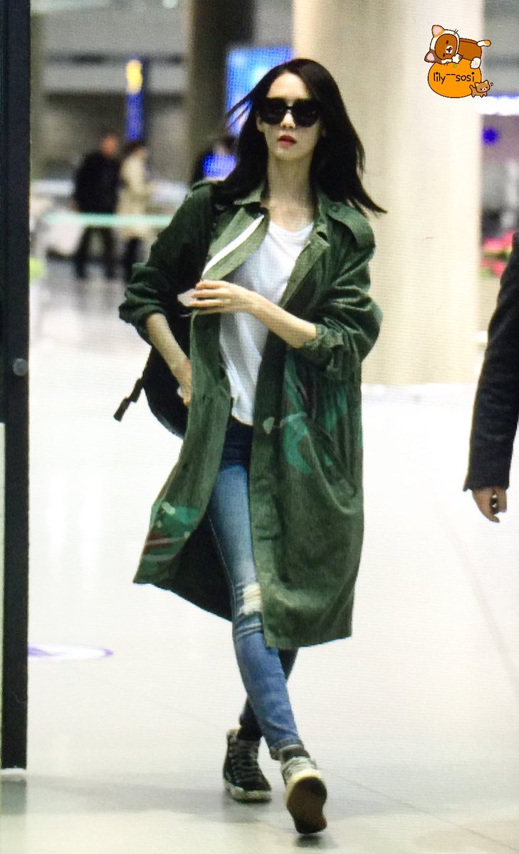 [PIC][10-04-2016]YoonA trở về Hàn Quốc vào rạng sáng nay CfnUWbCVIAEUmD9