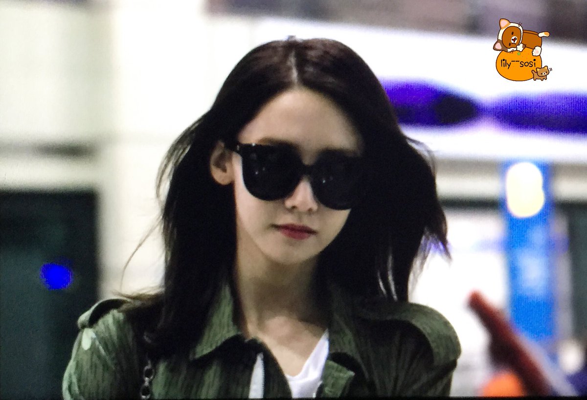[PIC][10-04-2016]YoonA trở về Hàn Quốc vào rạng sáng nay CfnUbgLUkAEbsiB
