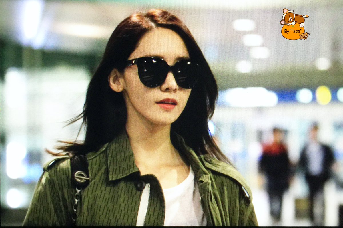 [PIC][10-04-2016]YoonA trở về Hàn Quốc vào rạng sáng nay CfnUiSgUUAEODNX