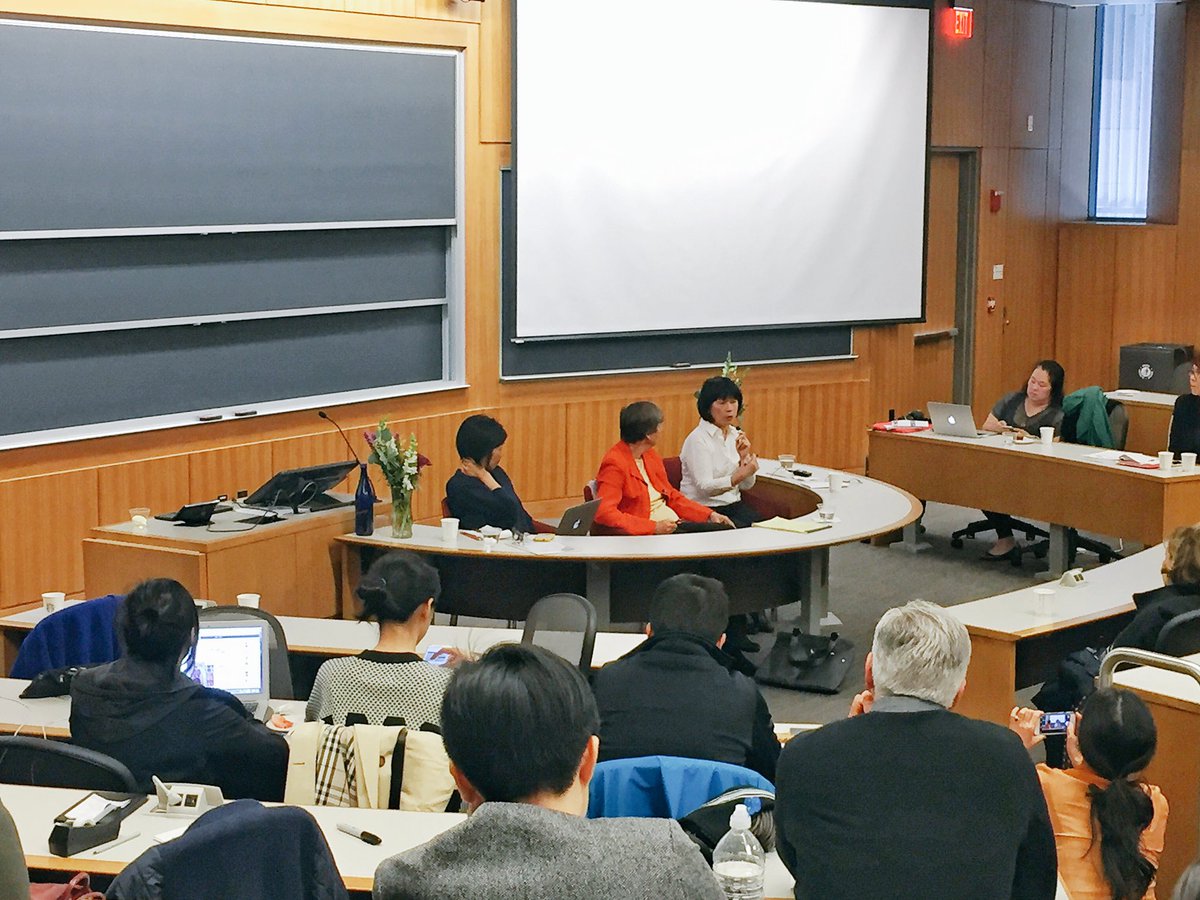 buasia's tweet photo. Q&amp;A with #HirokoKikuchi and #LungYingTai moderated by @Harvard prof Liz Perry at #AsianWomenInLeadershipBU https://t.co/htdYi6q1Yk