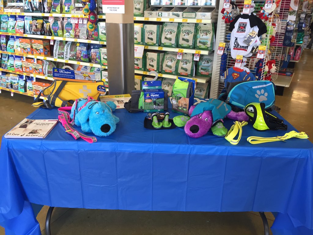 raynham2480's tweet photo. Come join us today for our Spring Gear Demo from 12-4! Cool gear for your best friend!#inspiredbypets #eastpetm https://t.co/JCeVY1WCfI
