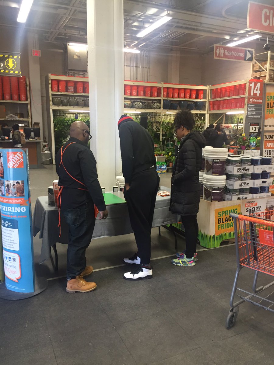 Miss_T_Holland's tweet photo. Great job Jimyu driving Day3 deal of the day! #MarqueePaint @BehrPaint @RonnieOddo @robertcdejoy https://t.co/RMh2P6npVV