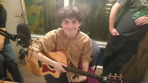 miernesradio's tweet photo. #IgnacioDelPortico en los #MusicalesDeMiernes antes del #YolandaFestival en @NicetoClub https://t.co/imTuVLK0Zw https://t.co/oPwElNRrLY