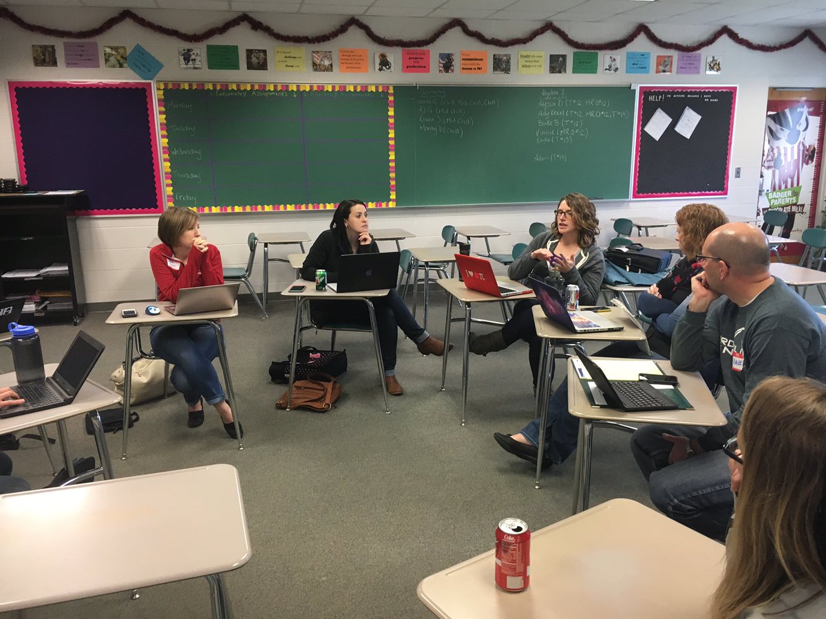 Seguin_B's tweet image. Listening to @MsYomath share on class genius hour today @EdcampEC Great to hear from @SDMAOnline staff at #edcampec