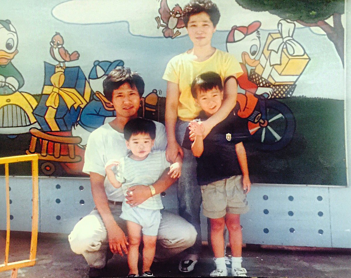 shfly3424's tweet photo. 사랑하는 가족 💕 #사랑하는 #우리 #가족 #굿밤 https://t.co/AUkcaT2z8C